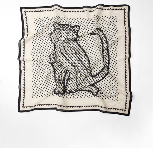 Zara Accessories - ZARA GEOMETRIC PRINT SCARF